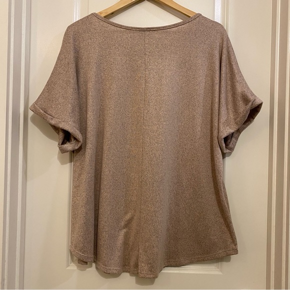 SJS “Love” Heathered rose/blush and grey cuffed rhinestone shirt, size 3x - Picture 4 of 6